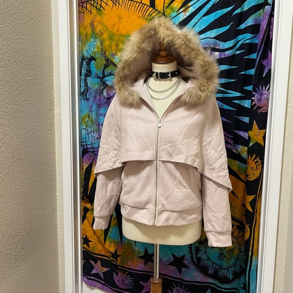 🌈 Amazing fox fur hooded coat - Picture 5 of 12